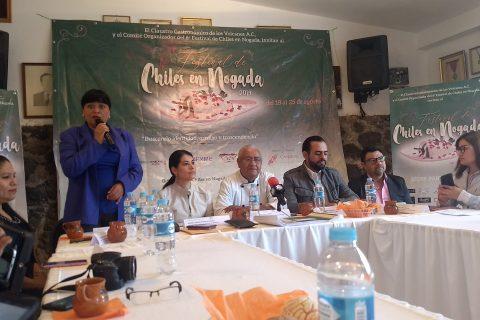Festival Chiles en Nogada